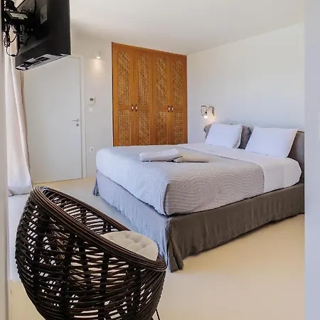 Luxury Pylos With Private Pool Gialova