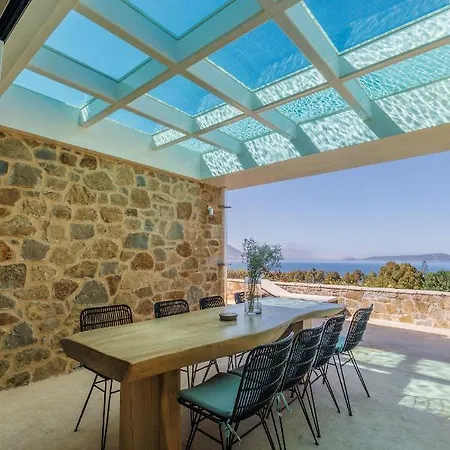 Luxury Pylos With Private Pool Villa Jálova