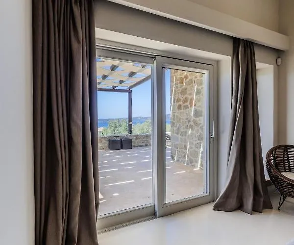 Villa Luxury Pylos With Private Pool Gialova